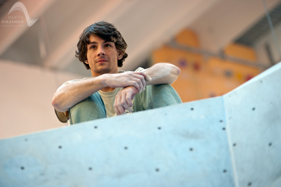 vertigo, open, lezecke, centrum, boulder, bouldering, umela, stena, boulder, pretek